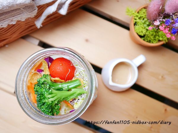 【宜蘭美食】慢漫窩飲食堂 #平價美食 #咖啡 #鬆餅 #早午餐 #乾燥花 享受慢步調的放鬆時光 (31).JPG