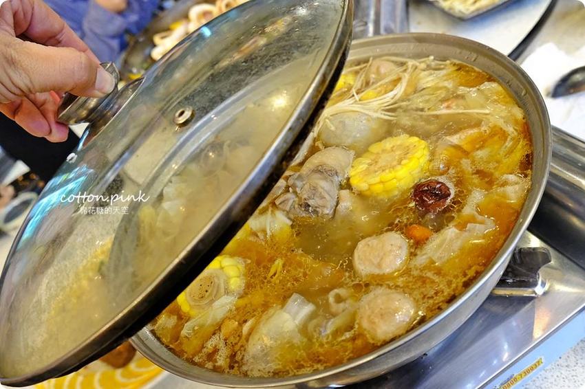 台中鵝肉推這家！台中宵夜酒拾食堂燒酒雞也好好吃，點餐滿千送活跳跳泰國蝦