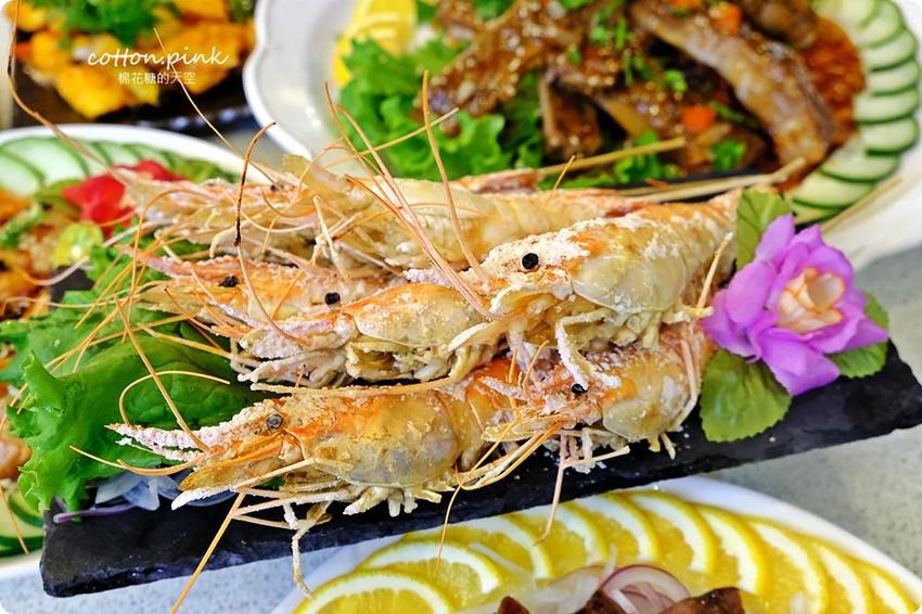 台中鵝肉推這家！台中宵夜酒拾食堂燒酒雞也好好吃，點餐滿千送活跳跳泰國蝦