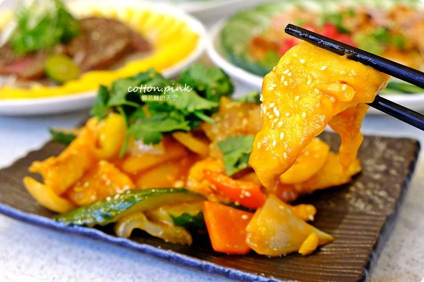 台中鵝肉推這家！台中宵夜酒拾食堂燒酒雞也好好吃，點餐滿千送活跳跳泰國蝦