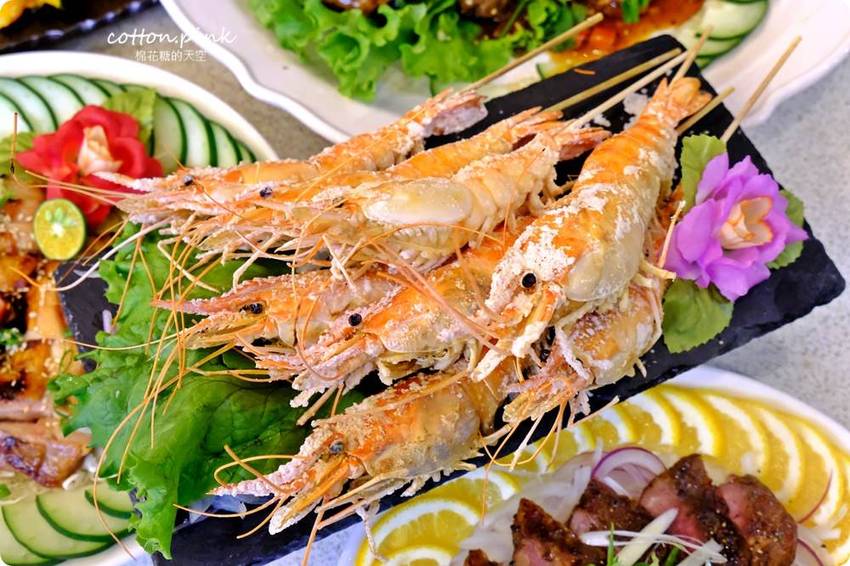 台中鵝肉推這家！台中宵夜酒拾食堂燒酒雞也好好吃，點餐滿千送活跳跳泰國蝦