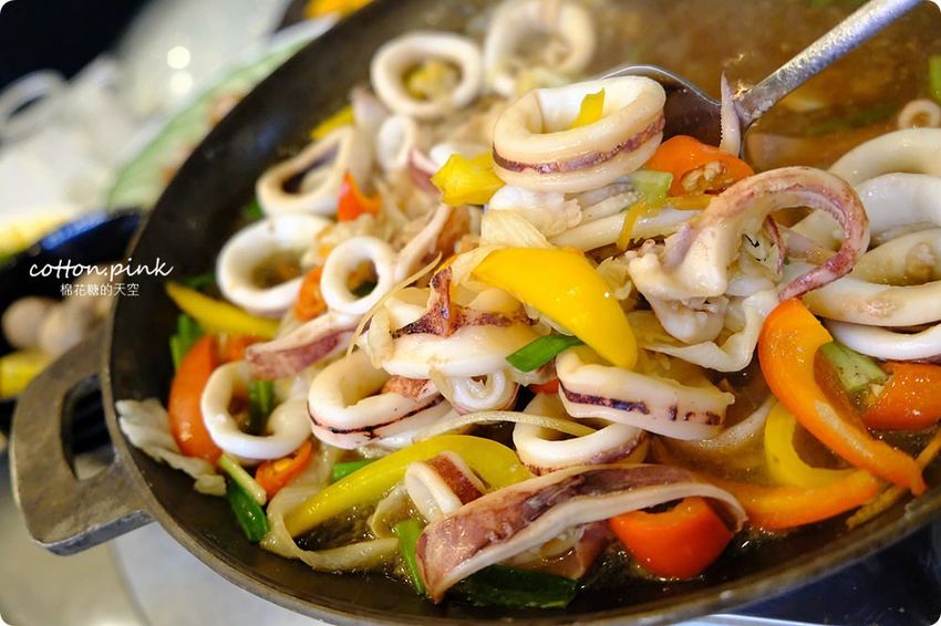 台中鵝肉推這家！台中宵夜酒拾食堂燒酒雞也好好吃，點餐滿千送活跳跳泰國蝦