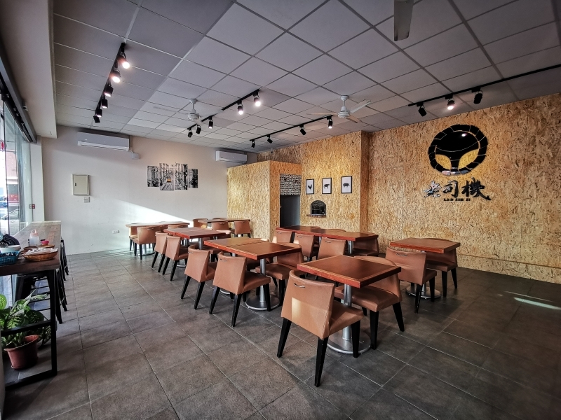 跳躍的宅男 - [花蓮美食]老司機創意三明治-吐司烤得好酥脆 皮蛋肉鬆&馬鈴薯沙拉就是我的愛 花蓮早午餐 花蓮後火車站美食推薦 #VLOG