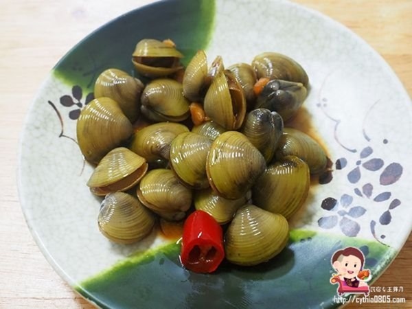 桃園大園美食-272榕樹下小吃店-低調不起眼小吃店,手切滷肉飯好好吃,用餐時間是客滿的啊!!! @民宿女王芽月-美食.旅遊.全台趴趴走