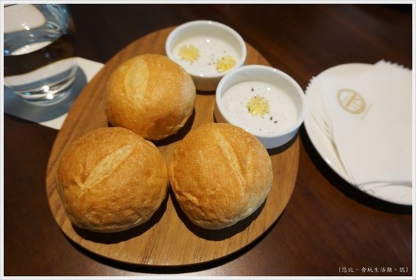Daily112日日好食-20-麵包.JPG