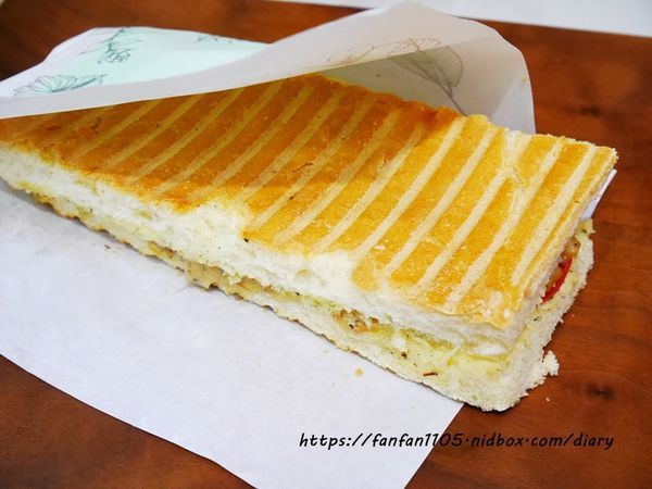 【西門飲料】LiCha禮采芙 這就是任性的理由 #禮采芙 #手搖飲料 #台北飲料 #紫想咬一口 #金湯烏龍 #巧巴達 (14).JPG