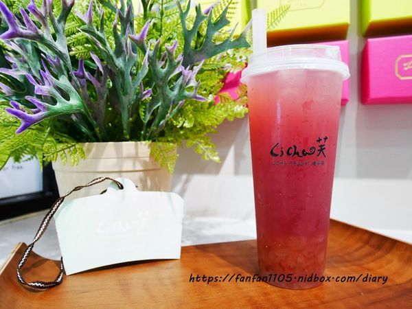 【西門飲料】LiCha禮采芙 這就是任性的理由 #禮采芙 #手搖飲料 #台北飲料 #紫想咬一口 #金湯烏龍 #巧巴達 (17).JPG