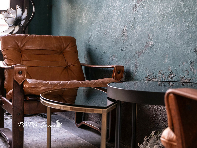 台中西區人氣甜點店！樂室鬆餅好拍又好吃，水果鬆餅超誘人。