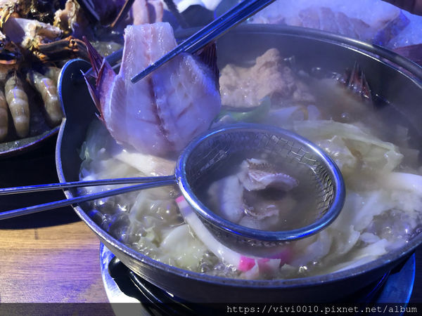 圓圓家愛吃貨-《宜蘭五結》漂洋過海新鮮魚《馬紹爾魚鍋》超高cp值,就像在大海裡吃火鍋