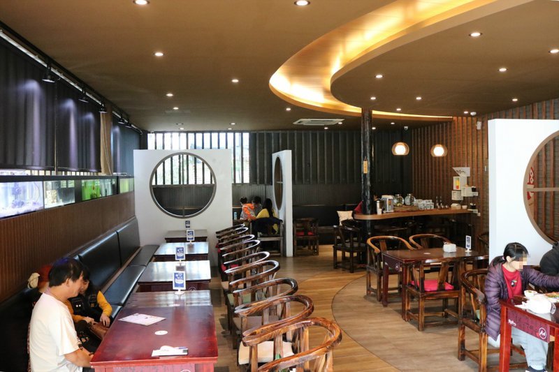 南投埔里聚餐餐廳~樂食府人文茶食館.簡餐鍋物,家人.朋友聚餐好地方!