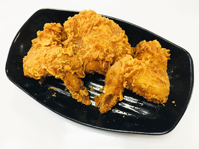 [台南美食] 那只雞台南中華店｜金黃酥脆的炸物點心！扛霸雞腿、三節翅、香汁雞腿排、薯條、摩札芝士條、洋蔥圈、卡樂洋芋片、地瓜球、拔絲起司球、小芋球、芋泥QQ卷...徹底滿足午後嘴饞的欲望！