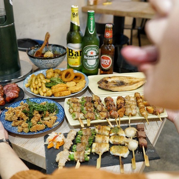 十分酒場:【新竹竹北】竹北宵夜新選擇 十分酒場有串燒&炸物結合自助洗車場 平價又美味 十分酒場:【新竹竹北】竹北宵夜新選擇 十分酒場有串燒&炸物結合自助洗車場 平價又美味