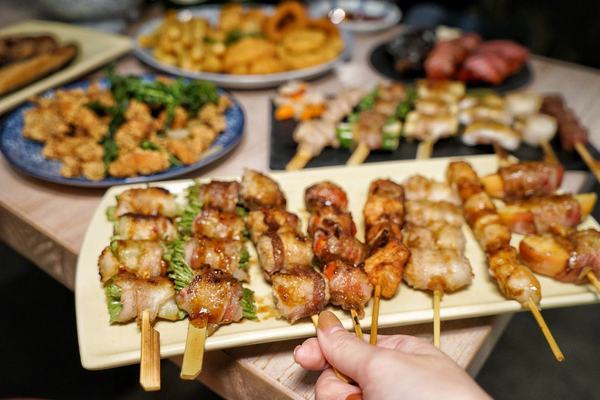 十分酒場:【新竹竹北】竹北宵夜新選擇 十分酒場有串燒&炸物結合自助洗車場 平價又美味 十分酒場:【新竹竹北】竹北宵夜新選擇 十分酒場有串燒&炸物結合自助洗車場 平價又美味