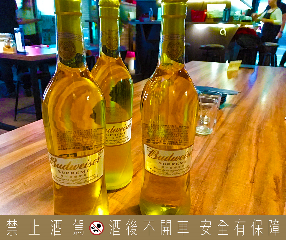 百威,金尊啤酒,百威金尊,我不是他媽媽,Budweiser,FIFA世界盃,櫸木,配牛肉啤酒,配海鮮啤酒,啤酒花,黑啤酒,台啤,海尼根