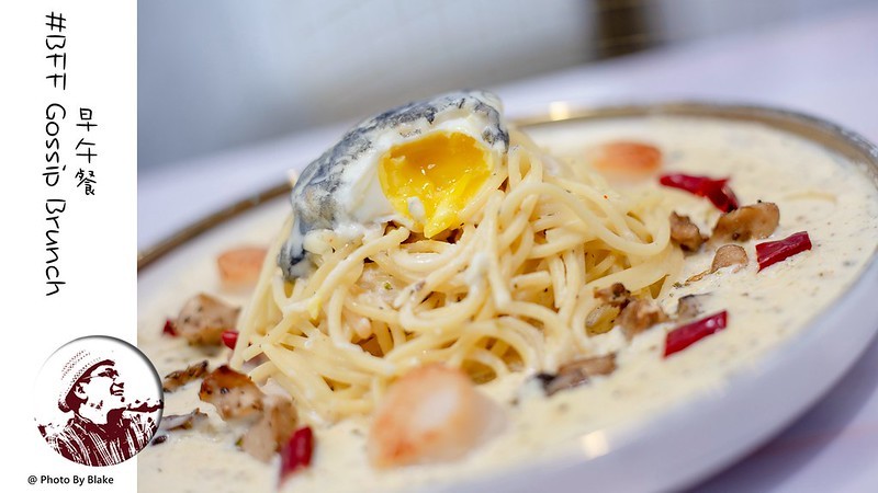 閨密可以盡情聊天的早午餐店，超美的星空牛排其實是Prime翼板牛排佐檸……｜布雷克出走旅行視界