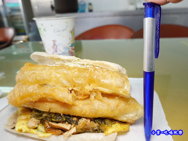 全家福-新興街燒餅店 (8).jpg