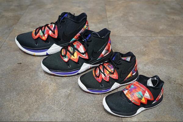 摩曼頓(太平二店)：台中一中街買球鞋 摩曼頓太平二店 運動品牌服飾用品齊全 還有超優惠活動滿額抽機票獎與家電