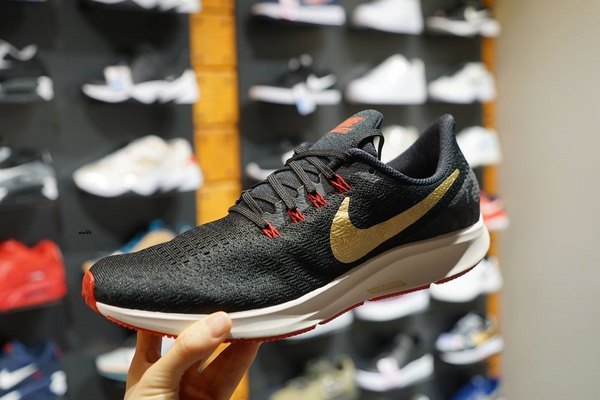 摩曼頓(太平二店)：台中一中街買球鞋 摩曼頓太平二店 運動品牌服飾用品齊全 還有超優惠活動滿額抽機票獎與家電