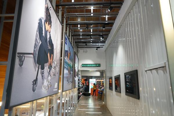 摩曼頓(太平二店)：台中一中街買球鞋 摩曼頓太平二店 運動品牌服飾用品齊全 還有超優惠活動滿額抽機票獎與家電