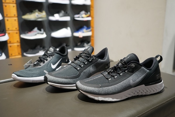 摩曼頓(太平二店)：台中一中街買球鞋 摩曼頓太平二店 運動品牌服飾用品齊全 還有超優惠活動滿額抽機票獎與家電