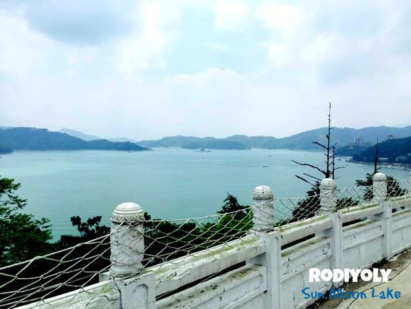 sun moon lake sun moon lake