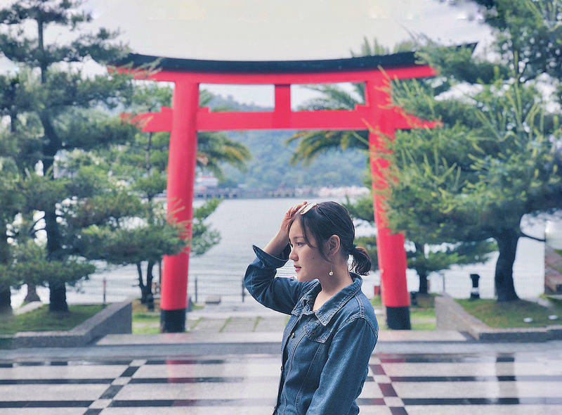 3F585BE5-883A-4E25-BA30-0B2C1F8FFC93