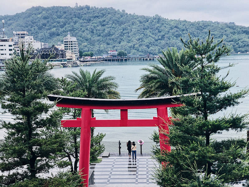 6FCCD1D5-9A0D-4FD5-92F3-4D29966AA728