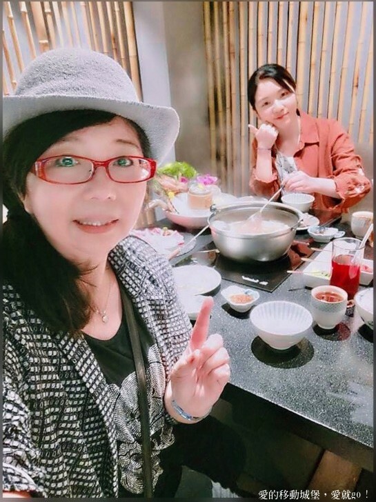 【台北東區 火鍋餐廳推薦】竹苑shabu 高檔次的鮮蟳海味 極品饗宴 老饕最愛，疫情過後最想吃的美食 最享受的涮涮火鍋餐廳，愛就一起快樂GO !