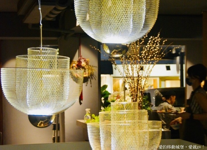 【台北東區 火鍋餐廳推薦】竹苑shabu 高檔次的鮮蟳海味 極品饗宴 老饕最愛，疫情過後最想吃的美食 最享受的涮涮火鍋餐廳，愛就一起快樂GO !