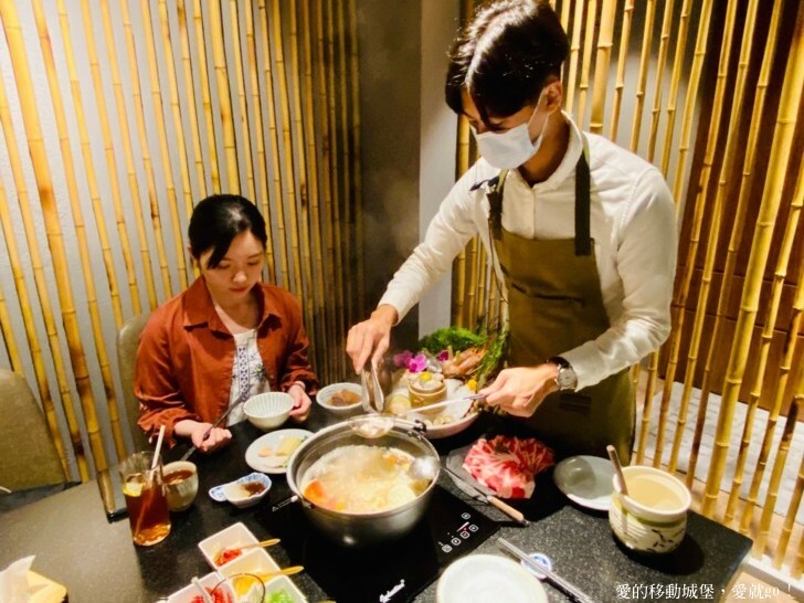 【台北東區 火鍋餐廳推薦】竹苑shabu 高檔次的鮮蟳海味 極品饗宴 老饕最愛，疫情過後最想吃的美食 最享受的涮涮火鍋餐廳，愛就一起快樂GO !