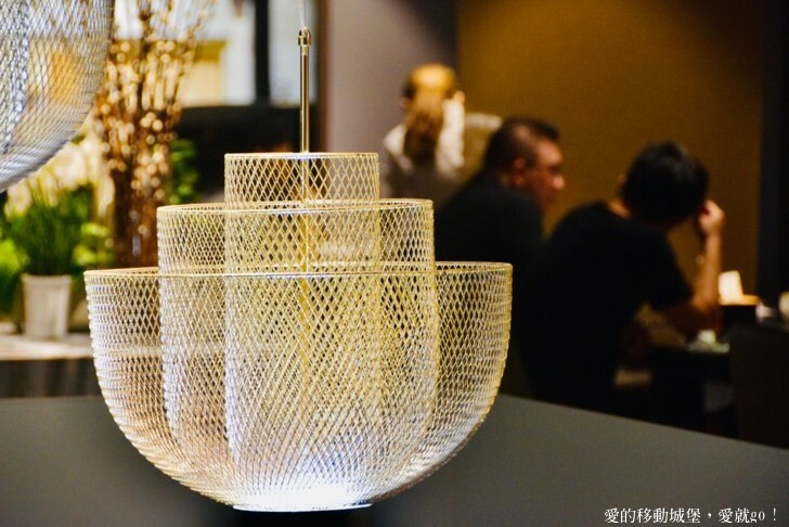 【台北東區 火鍋餐廳推薦】竹苑shabu 高檔次的鮮蟳海味 極品饗宴 老饕最愛，疫情過後最想吃的美食 最享受的涮涮火鍋餐廳，愛就一起快樂GO !