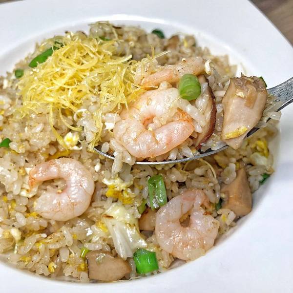 飯大廚醬炒世界:台中炒飯【飯大廚醬炒世界】原來炒飯可以這麼豪華了!直接加入龍蝦/鮑魚/松露 讓你也能享受低調奢華的台灣小吃