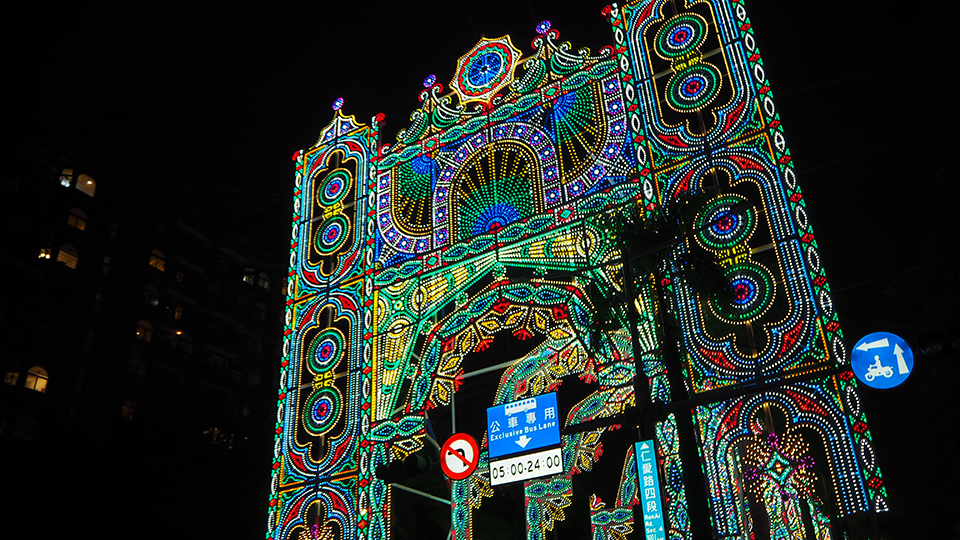 台北光之饗宴,台北市政府,燈會, Luminarie光雕秀,我不是他媽媽,光雕秀,市民廣場,國父紀念館,義大利光雕秀,溜小孩,連假去處,板南線