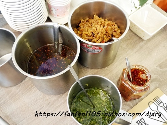 【信義區港式燒臘】上悅龍記燒臘-台北世貿店 #燒臘 #燒臘便當 #便當 #黯然銷魂飯 #鴨腿飯 #信義區美食  (5).JPG