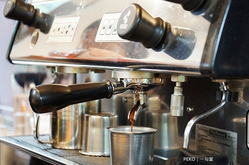 一勾堂.一勾堂麵包.一勾堂咖啡.圓頂吐司.鳳梨吐司.高雄美食.大樹美食.高雄野餐.高雄下午茶.九曲堂火車站.冠軍麵包.飛揚協會.