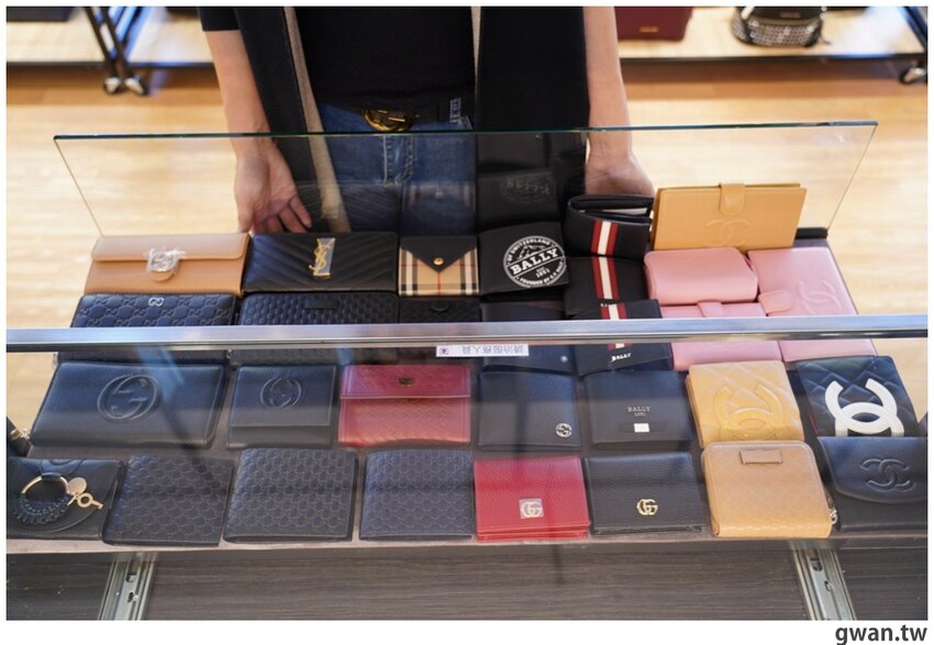 台中精品包新春特賣，最低3.5折，滿額再送日系包！