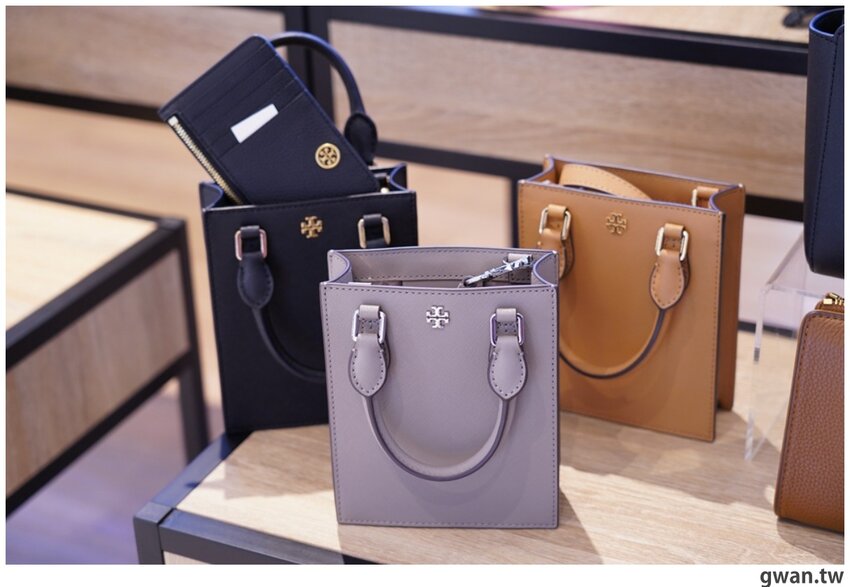 台中精品包新春特賣，最低3.5折，滿額再送日系包！