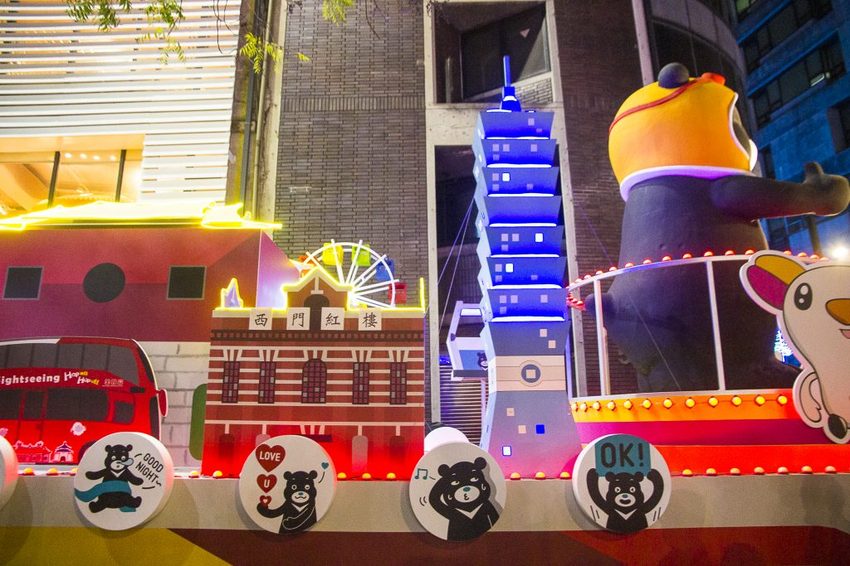 【玩樂．台北】2019台北燈節／台北台北亮晶晶～燈會攻略看這裡，「百變豬寶亮晶晶」和「搖擺北門光雕秀」2大亮點必看