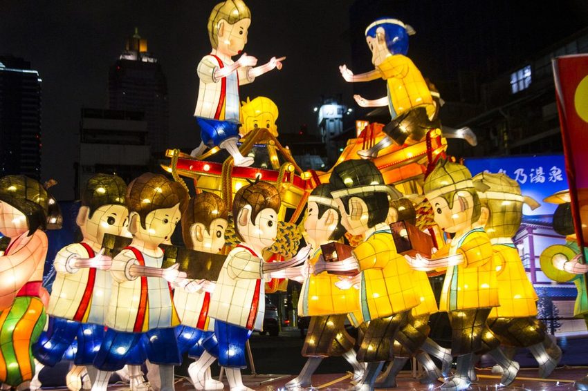 【玩樂．台北】2019台北燈節／台北台北亮晶晶～燈會攻略看這裡，「百變豬寶亮晶晶」和「搖擺北門光雕秀」2大亮點必看