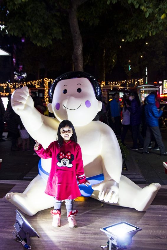 【玩樂．台北】2019台北燈節／台北台北亮晶晶～燈會攻略看這裡，「百變豬寶亮晶晶」和「搖擺北門光雕秀」2大亮點必看