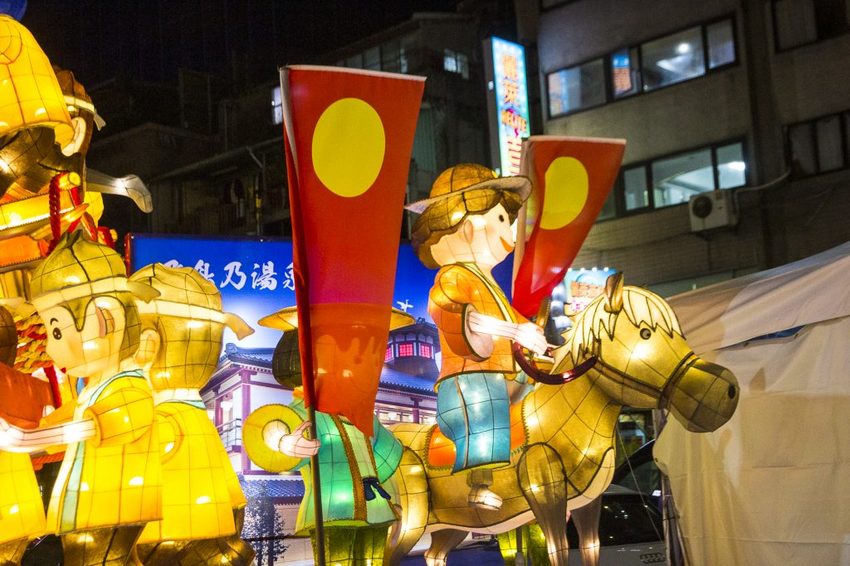 【玩樂．台北】2019台北燈節／台北台北亮晶晶～燈會攻略看這裡，「百變豬寶亮晶晶」和「搖擺北門光雕秀」2大亮點必看