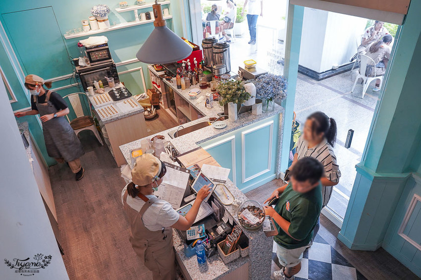 高雄人氣約會餐廳》雛菊鬆餅,美味義式料理,必點夢幻客製化彩繪畫盤棉花糖鬆餅 @緹雅瑪 美食旅遊趣
