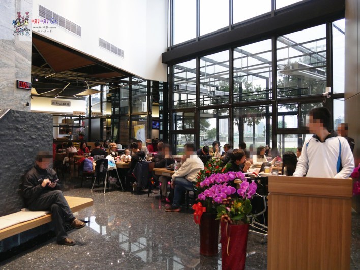 河馬水產,超市火鍋,日本和牛,活海鮮,便宜,CP值高,桃園美食,桃園高鐵,聚餐,婚宴,尾牙,春酒,會議,大場地,師生宴