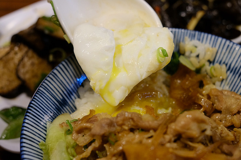 京澄,台中丼飯,台中大里美食,台中好吃牛肉麵,台中好吃蓋飯,台中美食,大里美食 @強生與小吠的Hyper人蔘~
