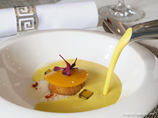 Restaurant Revivre：台中南屯美食│Revivre 法式餐廳〃低調奢華的法式料理，創意、美味兼具，驚艷你的味蕾饗宴～