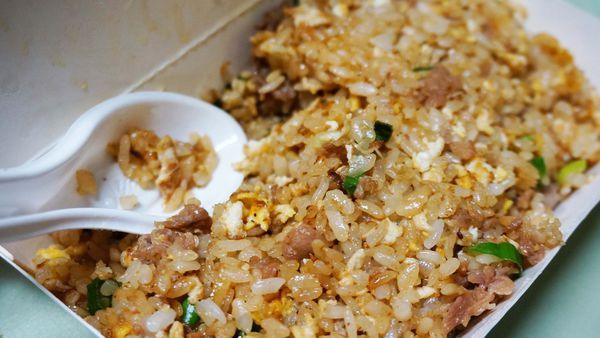 【台北美食】炒不停-美味又便宜的路邊攤炒飯