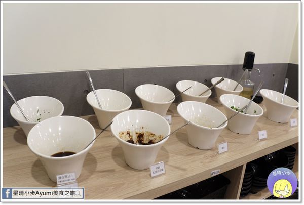 82鍋：[台南安南區火鍋推薦]82鍋-精緻平價火鍋/林家頭家嬤的私房湯頭/台南友善寵物餐廳/私房手炒沙茶醬/七股直送新鮮海產