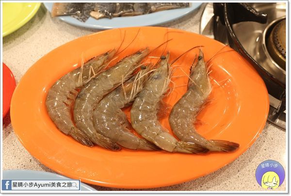 82鍋：[台南安南區火鍋推薦]82鍋-精緻平價火鍋/林家頭家嬤的私房湯頭/台南友善寵物餐廳/私房手炒沙茶醬/七股直送新鮮海產