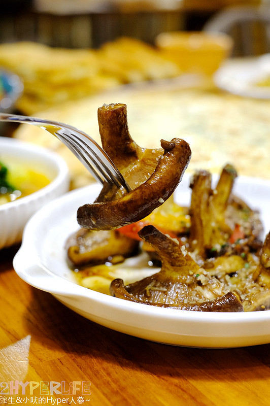 台中好吃,台中好市多附近餐廳,台中披薩,台中美食,台中義大利麵,台中義式,台中蔬食,台中蔬食餐廳,布佬廚房,布佬廚房台中 @強生與小吠的Hyper人蔘~