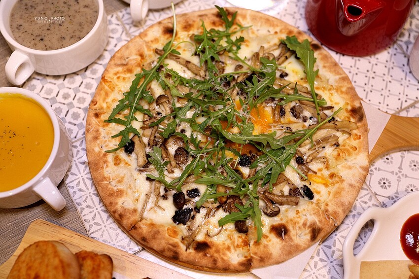 蔬食超美味 肉食主義也說好吃！披薩、義大利麵、燉飯通通有｜布佬廚房(台中南屯必吃蔬食餐廳)